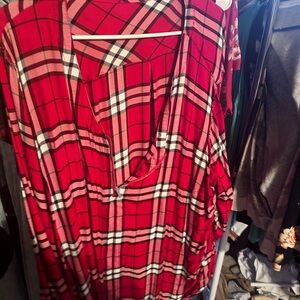 Plaid top with three quarter length zip in front